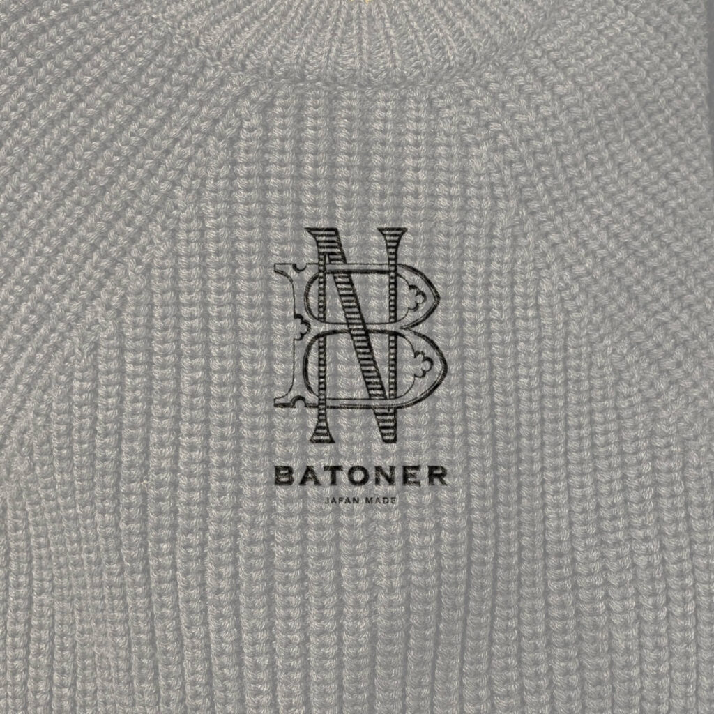 BATONERのセーター。魅力とサイズ比較